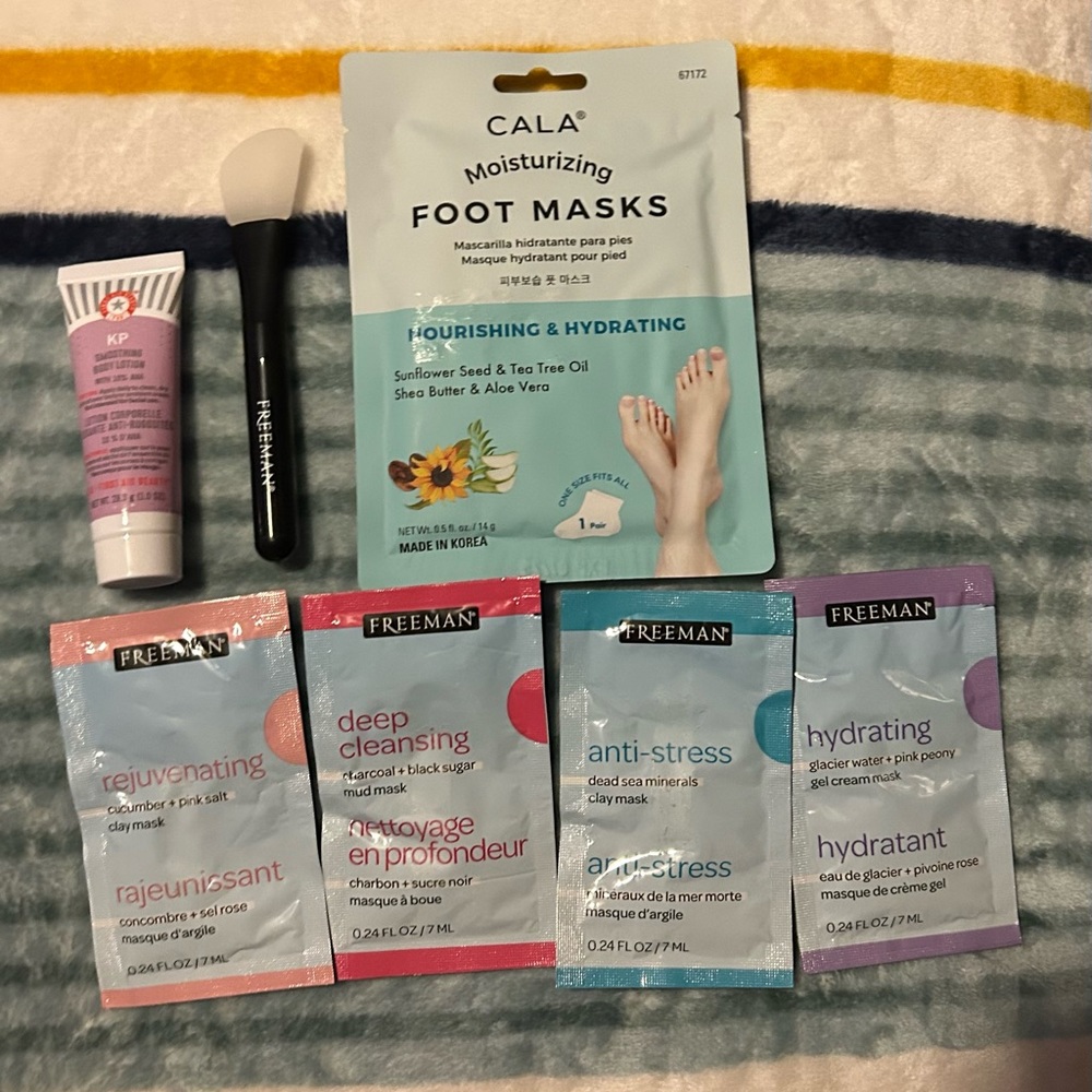 Face masks and lotion- lot of 7